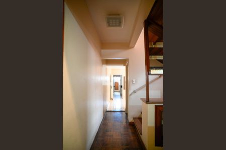 Corredor de casa à venda com 3 quartos, 250m² em Vila Vera, São Paulo