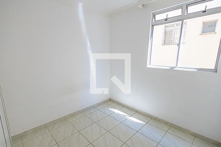 quarto 1 de apartamento para alugar com 2 quartos, 48m² em Juliana, Belo Horizonte
