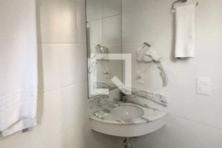 Banheiro da Suíte de kitnet/studio à venda com 2 quartos, 77m² em Luxemburgo, Belo Horizonte