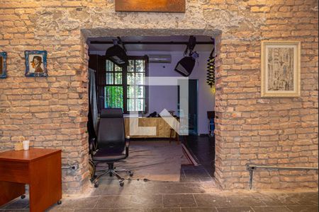 Sala 1 de casa para alugar com 4 quartos, 270m² em Bela Vista, São Paulo