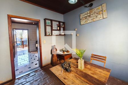 Sala de casa à venda com 3 quartos, 400m² em Jardim São Vicente, Campinas