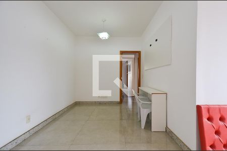 Sala 2 ambientes de apartamento à venda com 3 quartos, 75m² em Cachoeirinha, Belo Horizonte