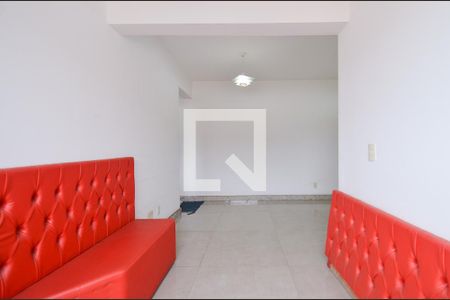 Sala de apartamento à venda com 3 quartos, 75m² em Cachoeirinha, Belo Horizonte