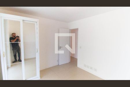 Quarto de apartamento à venda com 2 quartos, 82m² em Santa Rosa, Niterói