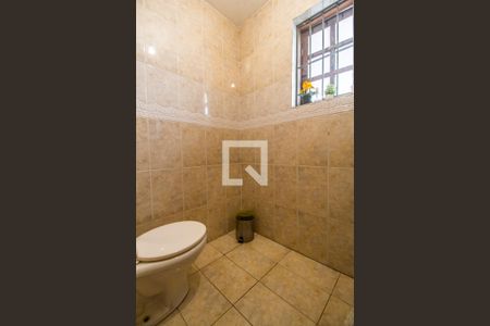 Lavabo de casa para alugar com 4 quartos, 171m² em Vila Sul Americana, Carapicuíba