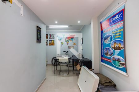 Escritório de casa à venda com 3 quartos, 254m² em Vila Campesina, Osasco