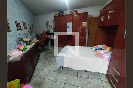 Casa à venda com 4 quartos, 364m² em Jardim da Gloria, Taboão da Serra