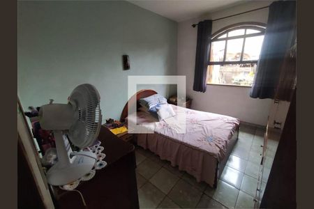 Casa à venda com 4 quartos, 364m² em Jardim da Gloria, Taboão da Serra