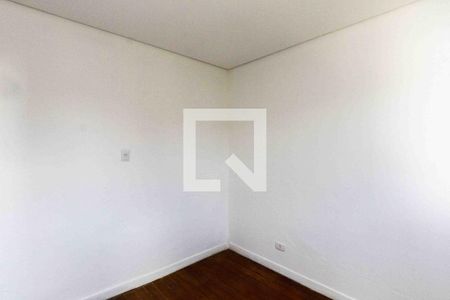 Quarto 02 de casa à venda com 3 quartos, 240m² em Vila Tolstoi, São Paulo