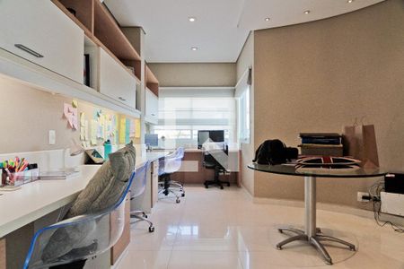 Escritório de casa de condomínio à venda com 6 quartos, 900m² em Jardim Sao Bento, São Paulo