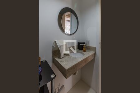 Lavabo de apartamento à venda com 3 quartos, 94m² em Jardim Isabel, Porto Alegre