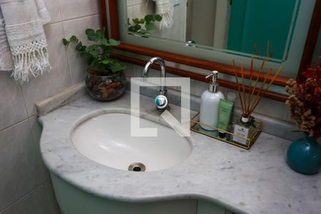 Lavabo de casa à venda com 3 quartos, 205m² em Parque Reboucas, São Paulo
