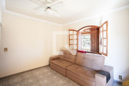 Sala 1 de casa à venda com 3 quartos, 289m² em Jaqueline, Belo Horizonte