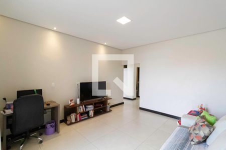 Sala de casa à venda com 3 quartos, 220m² em Parque Xangri-lá, Contagem