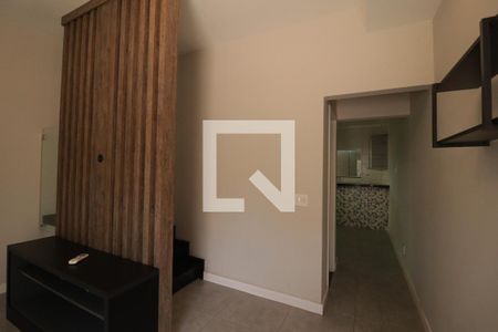 Sala de casa de condomínio à venda com 3 quartos, 157m² em Jardim das Carpas, Jundiaí