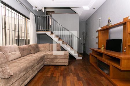 Sala de casa para alugar com 3 quartos, 245m² em Cidade Mãe do Céu, São Paulo