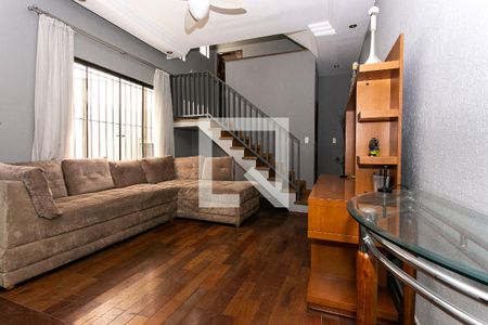 Sala de casa para alugar com 3 quartos, 245m² em Cidade Mãe do Céu, São Paulo