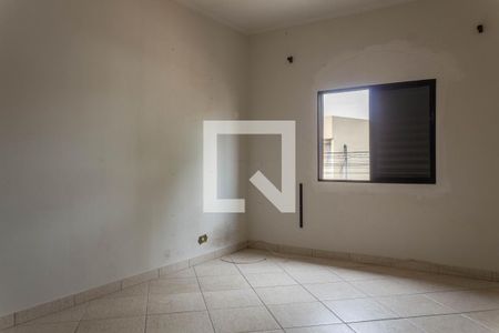 Quarto 1 de casa à venda com 4 quartos, 218m² em Jardim Lavinia, São Bernardo do Campo
