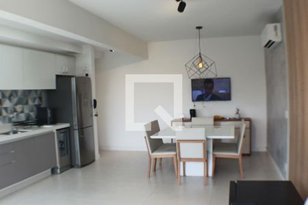 Sala de apartamento à venda com 2 quartos, 90m² em Alphaville Empresarial, Barueri