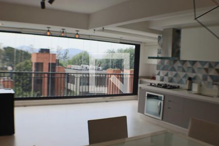 Sala de apartamento à venda com 2 quartos, 90m² em Alphaville Empresarial, Barueri