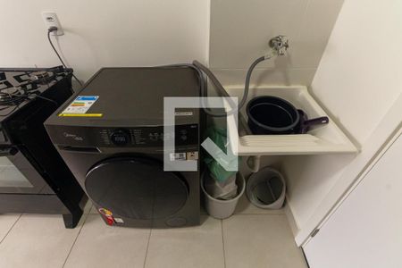 Sala/Cozinha de apartamento para alugar com 1 quarto, 28m² em Penha de França, São Paulo