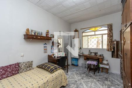 Quarto 1 de casa à venda com 8 quartos, 250m² em São Francisco, Belo Horizonte