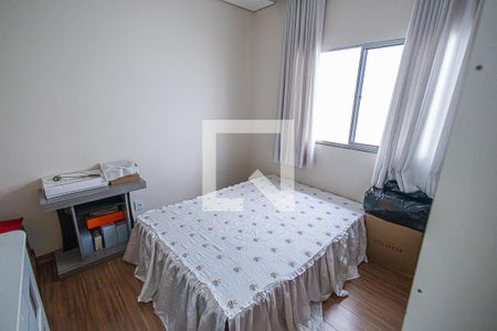 Quarto 1 de casa à venda com 3 quartos, 240m² em Vila Sao Tomas, Belo Horizonte