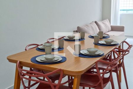 Sala de apartamento para alugar com 3 quartos, 77m² em Vila Tupi, Praia Grande