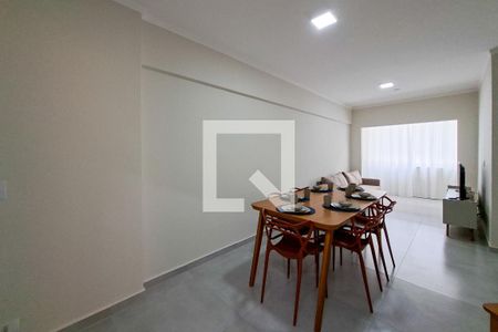 Sala de apartamento para alugar com 3 quartos, 77m² em Vila Tupi, Praia Grande