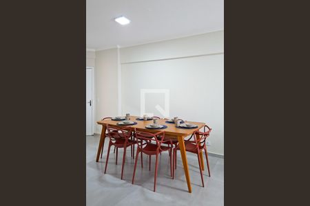 Sala de apartamento para alugar com 3 quartos, 77m² em Vila Tupi, Praia Grande