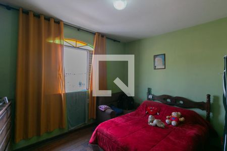 Suíte de casa à venda com 4 quartos, 600m² em Universitário, Belo Horizonte