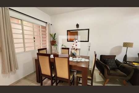 Sala de casa para alugar com 3 quartos, 240m² em Parque Carolina, Jundiaí