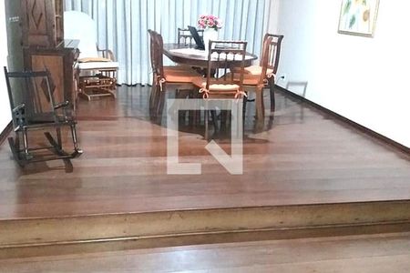 Casa à venda com 3 quartos, 218m² em Vila Floresta, Santo André