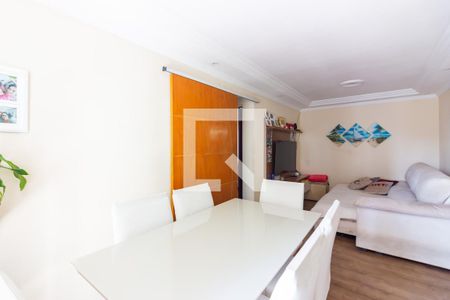 Sala de apartamento para alugar com 2 quartos, 61m² em Veloso, Osasco