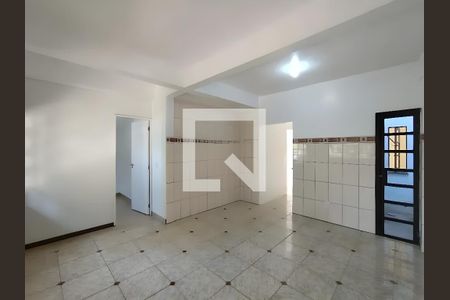 Cozinha de casa para alugar com 2 quartos, 69m² em Glória, Belo Horizonte