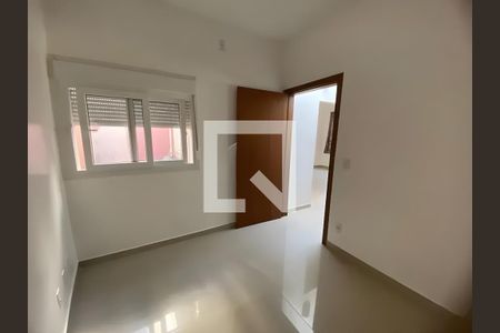 Quarto de casa para alugar com 2 quartos, 61m² em Novo Progresso, Contagem