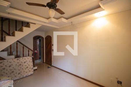 Sala de casa para alugar com 2 quartos, 60m² em Pião, São Gonçalo