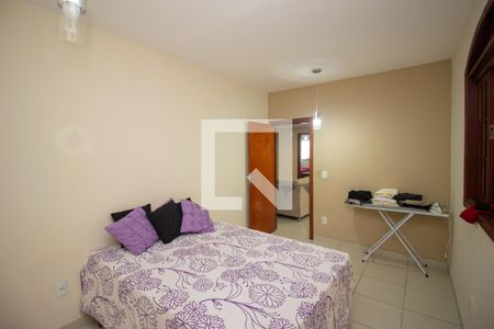 Quarto 1 de casa à venda com 4 quartos, 360m² em Jardim do Lago, Contagem