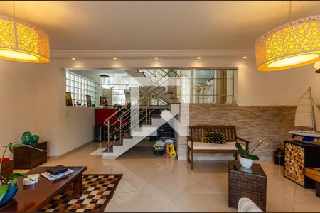 Sala de Estar de casa à venda com 5 quartos, 420m² em São Domingos, São Paulo