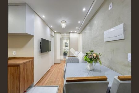 Sala de apartamento para alugar com 2 quartos, 39m² em Padroeira, Osasco