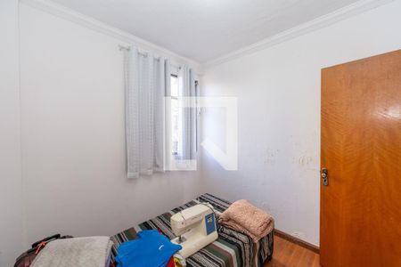 Quarto 1 de apartamento para alugar com 2 quartos, 75m² em Califórnia, Belo Horizonte