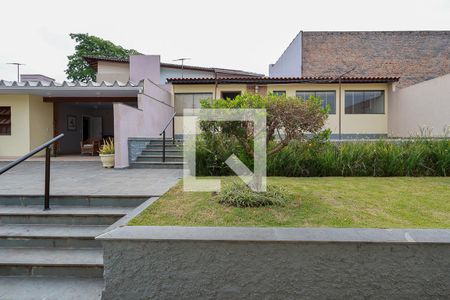 Vista do quarto 1 de casa à venda com 4 quartos, 217m² em Vila Vitorio Mazzei, São Paulo