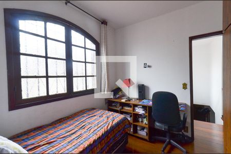 Quarto 1 de casa à venda com 3 quartos, 238m² em Dom Joaquim, Belo Horizonte