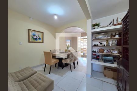 Sala de casa à venda com 9 quartos, 396m² em Dom Cabral, Belo Horizonte