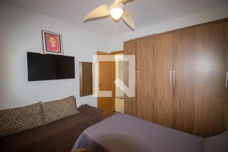 Quarto 1 - Casa 1 de casa à venda com 7 quartos, 400m² em Sapucaias, Contagem