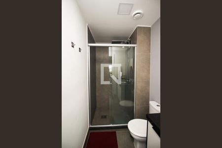 Banheiro de kitnet/studio à venda com 1 quarto, 37m² em Teresópolis, Porto Alegre