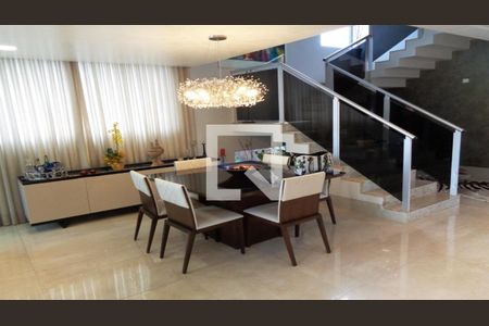 Casa à venda com 3 quartos, 572m² em Alphaville, Nova Lima