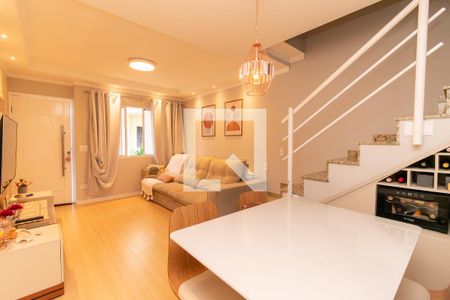 Sala de casa de condomínio à venda com 2 quartos, 76m² em Vila Ema, São Paulo