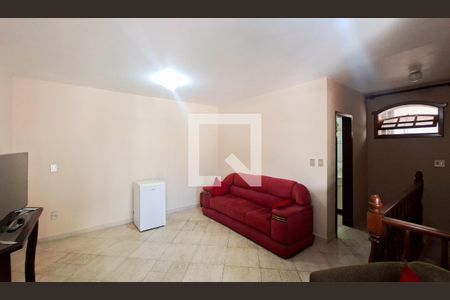 Sala 2 de casa à venda com 4 quartos, 300m² em Santa Efigênia, Belo Horizonte