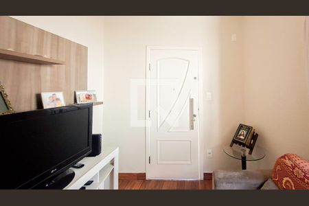 Sala de casa à venda com 4 quartos, 300m² em Santa Efigênia, Belo Horizonte